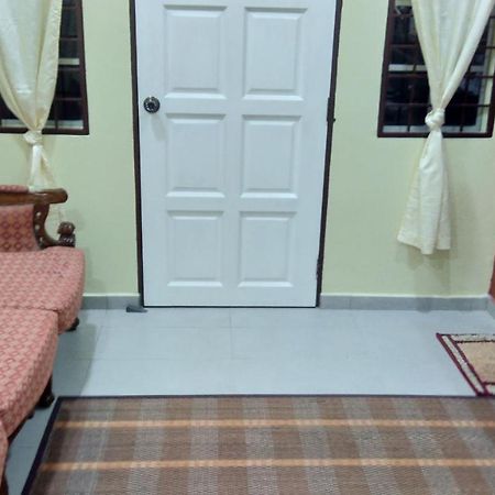 Homestay Kampung Delek Baru, Klang Telok Gadong Kechil Exteriér fotografie